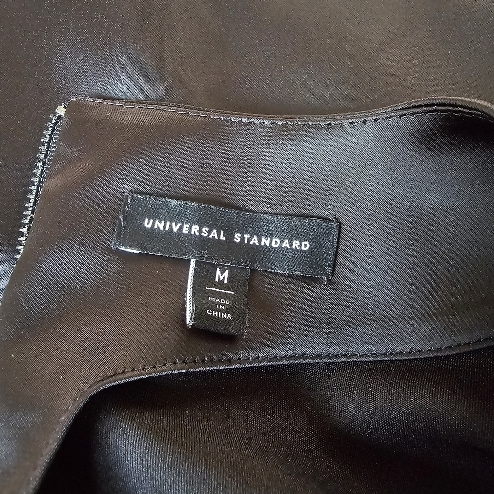 Universal Standard Black Satin Shirt with Zipper Back Detail, Size Medium - Picture 4 of 8